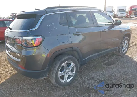 2024 Jeep Compass Latitude 4X4 from USA, damaged, VIN 3C4NJDBN3RT607755